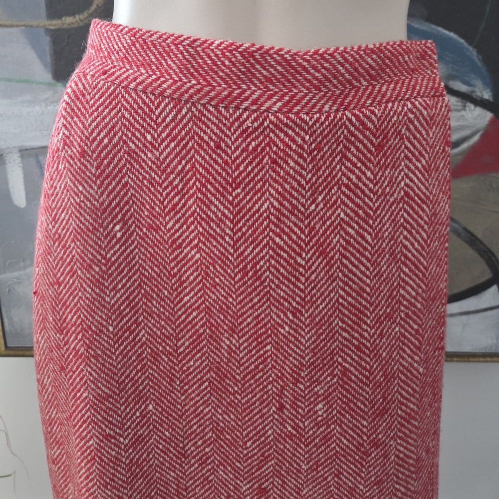 Vintage | Herringbone Tweed Cape and Skirt Set - Picture 12 of 14